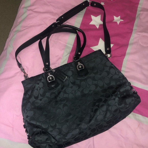 Black coach purse - Picture 3 of 7